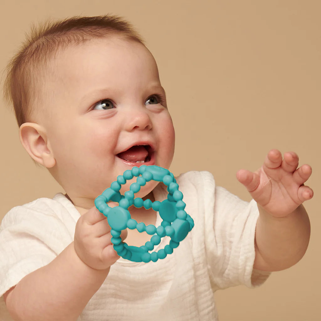 Bitzy Ball™ Flexible Teether