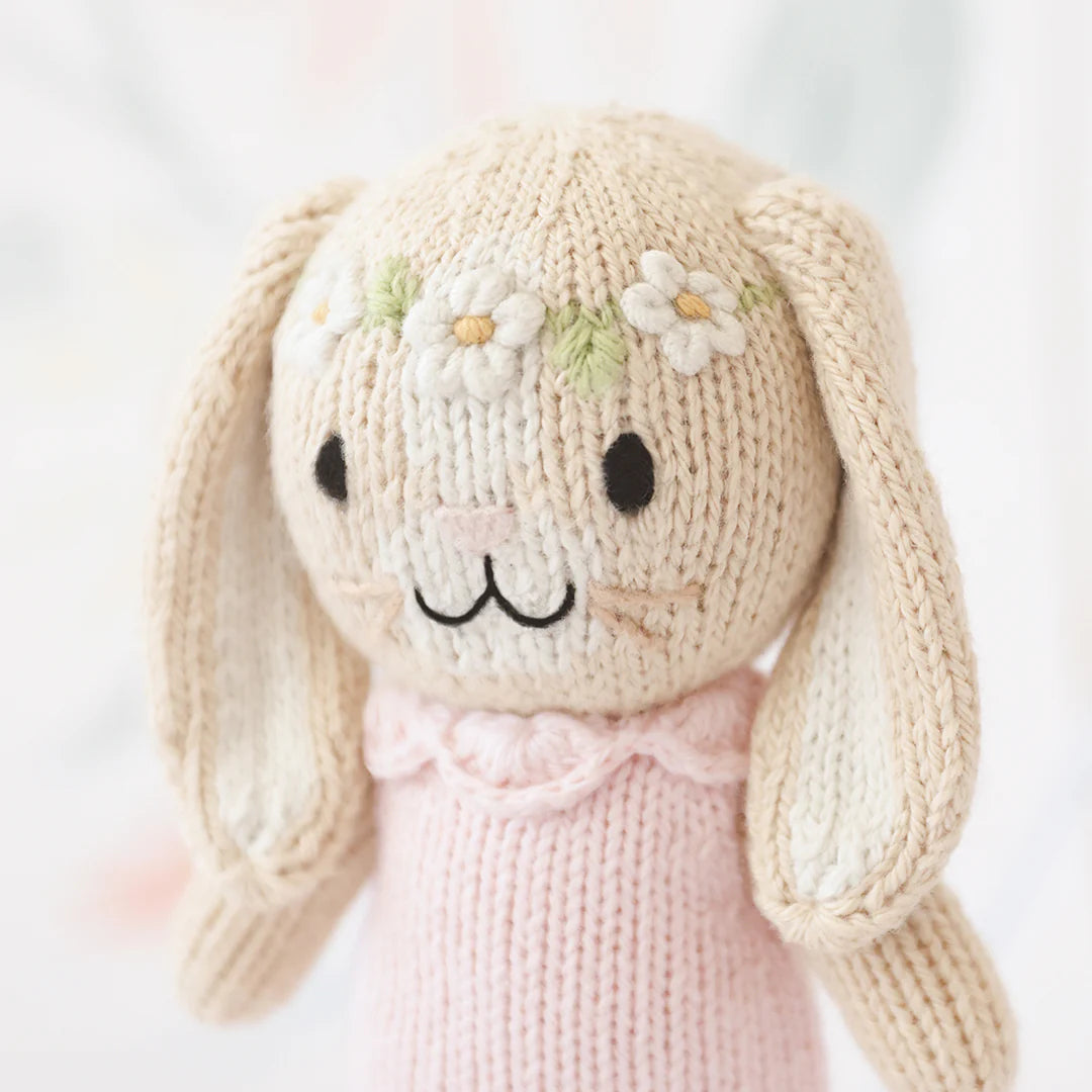 Tiny Hannah the Bunny, blush (gives 10 meals)