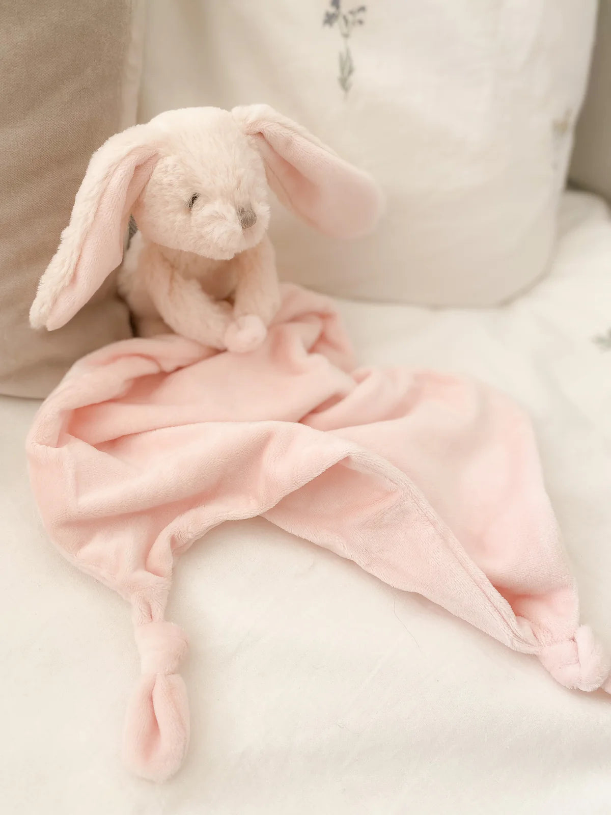 ROSIE BUNNY KNOTTED SECURITY BLANKIE